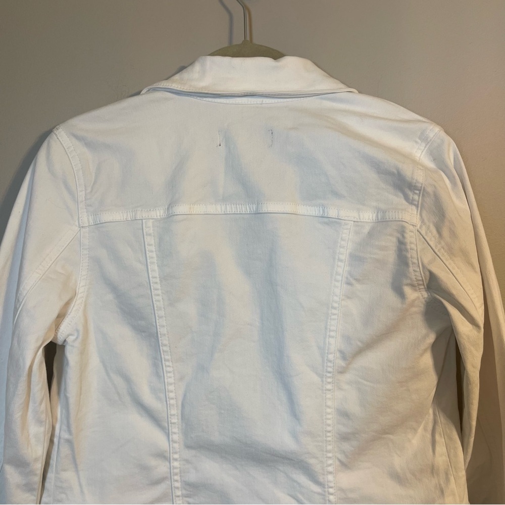 Kut from the Kloth Women's Cream Jean Jacket - Picture 8 of 8